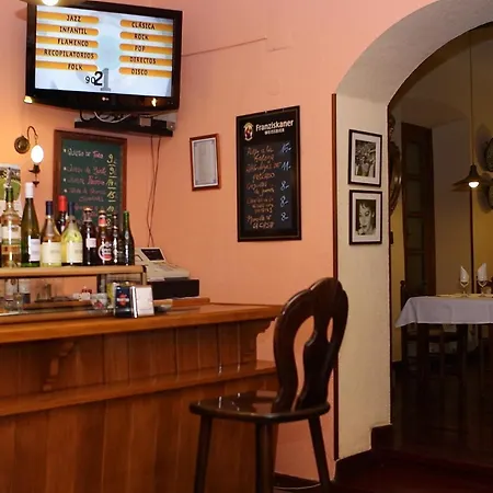 Πανσιόν Esmeralda