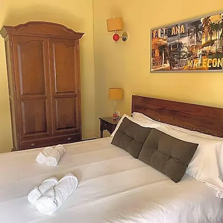 Guest house Esmeralda 3*