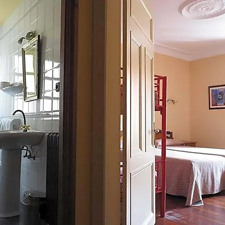 Esmeralda Guest house 3*