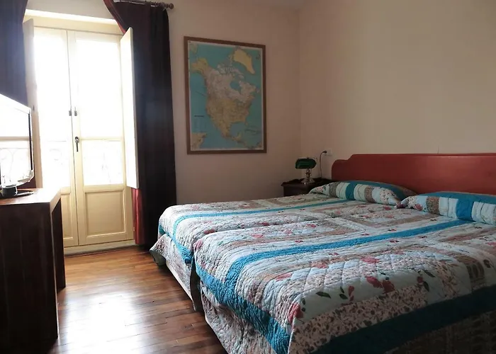 埃斯梅拉达旅馆 3* 柯米拉斯